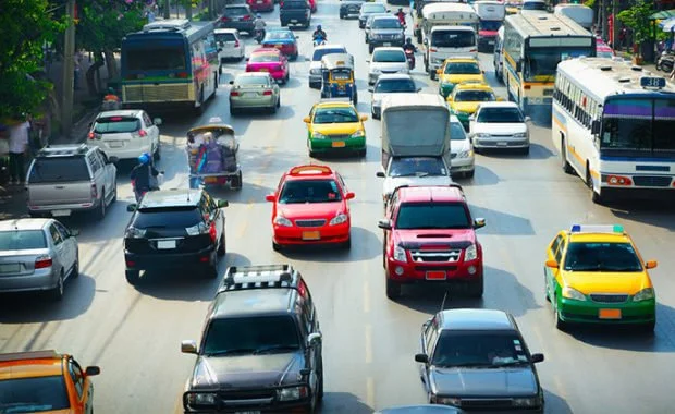 Why Don’t Automakers Want Pollution Standards Rolled Back?
